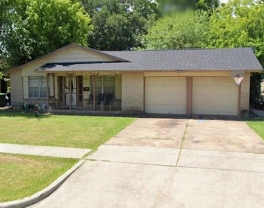3931 Rosebud Drive - Photo Thumbnail 2
