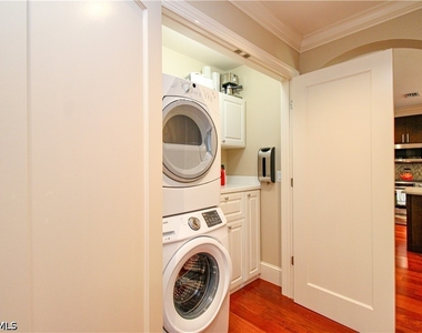 9123 Strada Place - Photo Thumbnail 43