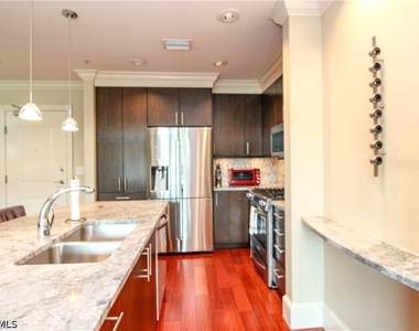 9123 Strada Place - Photo Thumbnail 27