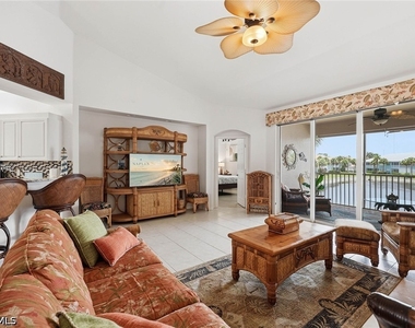 1150 Sweetwater Lane - Photo Thumbnail 6