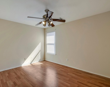 18231 Valebluff Lane - Photo Thumbnail 24