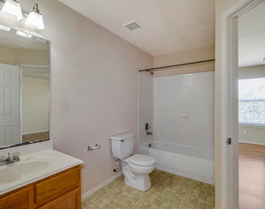 18231 Valebluff Lane - Photo Thumbnail 21