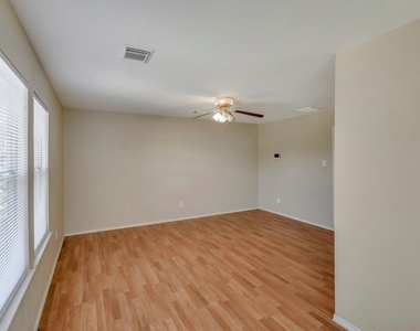 18231 Valebluff Lane - Photo Thumbnail 22