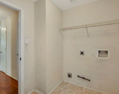 18231 Valebluff Lane - Photo Thumbnail 13