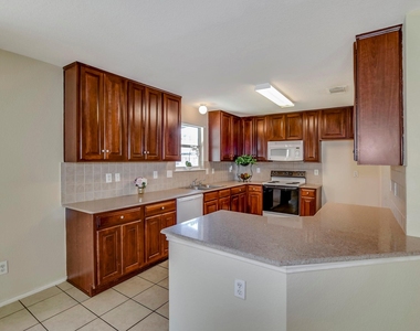 18231 Valebluff Lane - Photo Thumbnail 15
