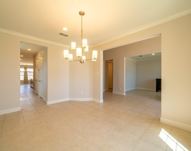 4706 Llano Loop - Photo Thumbnail 7