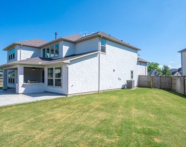 4706 Llano Loop - Photo Thumbnail 41
