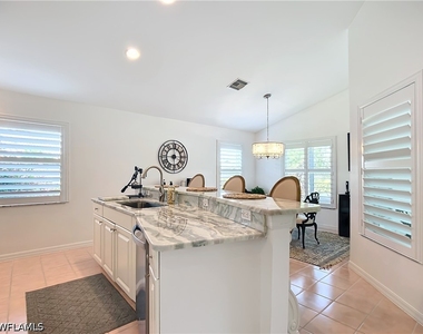 8452 Indian Wells Way - Photo Thumbnail 12