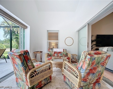 8452 Indian Wells Way - Photo Thumbnail 16