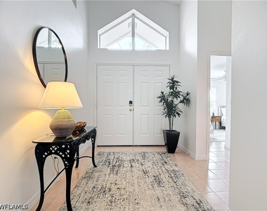 8452 Indian Wells Way - Photo Thumbnail 4