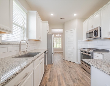 8627 Marble Terrace Court - Photo Thumbnail 11
