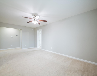8627 Marble Terrace Court - Photo Thumbnail 18