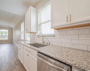 8627 Marble Terrace Court - Photo Thumbnail 10