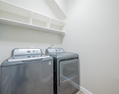 8627 Marble Terrace Court - Photo Thumbnail 12