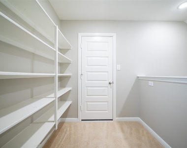 8627 Marble Terrace Court - Photo Thumbnail 19