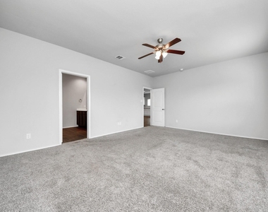 4406 Andorno Drive - Photo Thumbnail 17