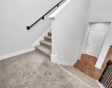 4406 Andorno Drive - Photo Thumbnail 27