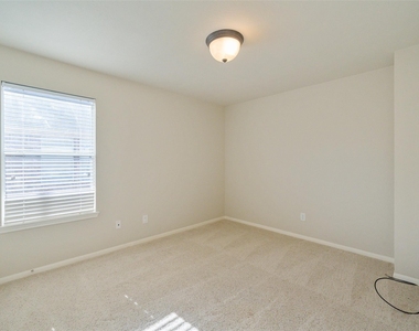 8811 Sun Haven Lane - Photo Thumbnail 30
