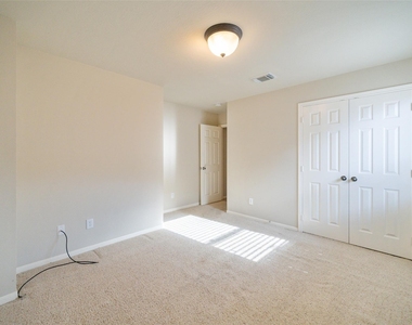 8811 Sun Haven Lane - Photo Thumbnail 31