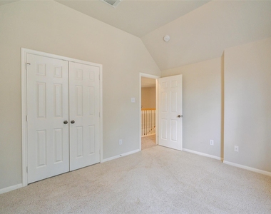 8811 Sun Haven Lane - Photo Thumbnail 28