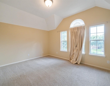 8811 Sun Haven Lane - Photo Thumbnail 24