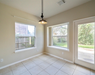 8811 Sun Haven Lane - Photo Thumbnail 10