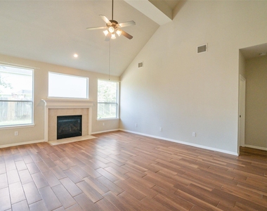 8811 Sun Haven Lane - Photo Thumbnail 12