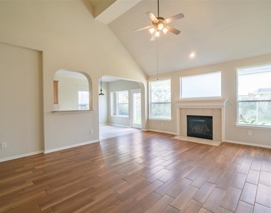 8811 Sun Haven Lane - Photo Thumbnail 13