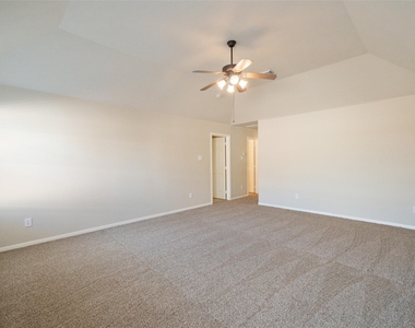 8811 Sun Haven Lane - Photo Thumbnail 23