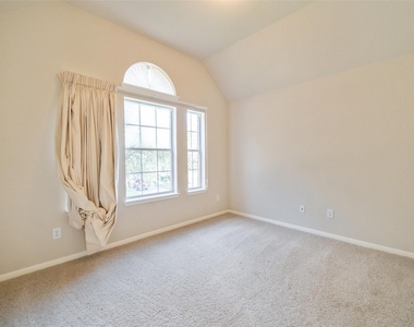 8811 Sun Haven Lane - Photo Thumbnail 27