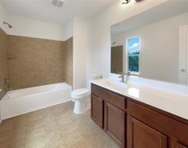 12830 Regal Oaks Bend Lane - Photo Thumbnail 16