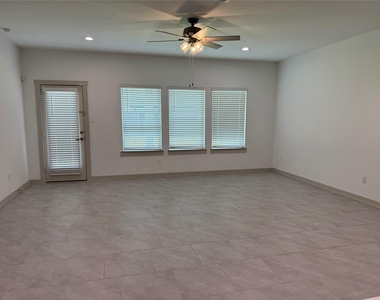 28934 Lupo River Court - Photo Thumbnail 6