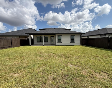 28934 Lupo River Court - Photo Thumbnail 38