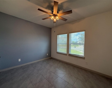 28934 Lupo River Court - Photo Thumbnail 14
