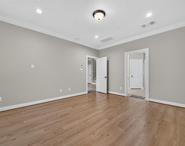 13423 Preston Cliff Court - Photo Thumbnail 17