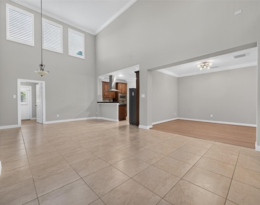 13423 Preston Cliff Court - Photo Thumbnail 6