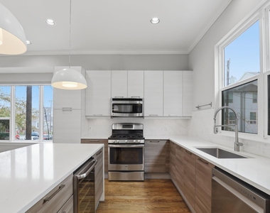 1224 Summer Street - Photo Thumbnail 15