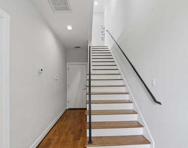 1224 Summer Street - Photo Thumbnail 4
