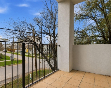1224 Summer Street - Photo Thumbnail 10
