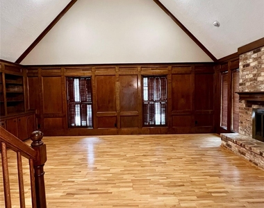 17527 Forest Mist Drive - Photo Thumbnail 6