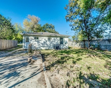 1001 9th Avenue N - Photo Thumbnail 24