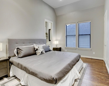5506 Darling Street - Photo Thumbnail 18