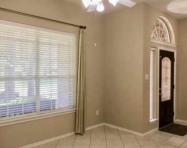 14 Heron Hollow Court - Photo Thumbnail 8