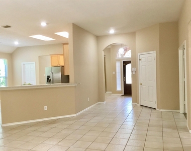 14 Heron Hollow Court - Photo Thumbnail 10