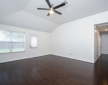 13911 Sorrel Grove Court - Photo Thumbnail 3