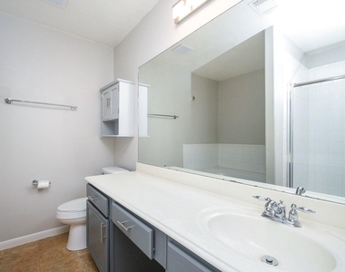 13911 Sorrel Grove Court - Photo Thumbnail 15