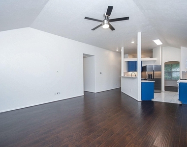 13911 Sorrel Grove Court - Photo Thumbnail 8