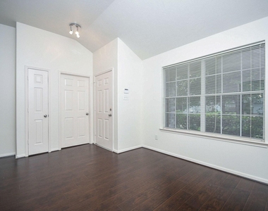 13911 Sorrel Grove Court - Photo Thumbnail 2
