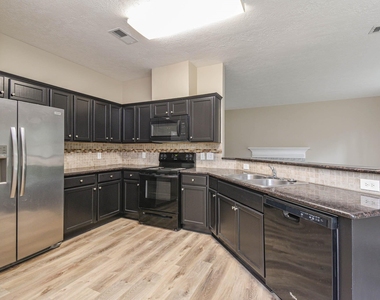 9523 Tallow Tree Drive - Photo Thumbnail 2