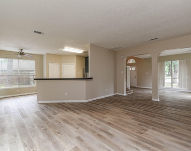 9523 Tallow Tree Drive - Photo Thumbnail 5